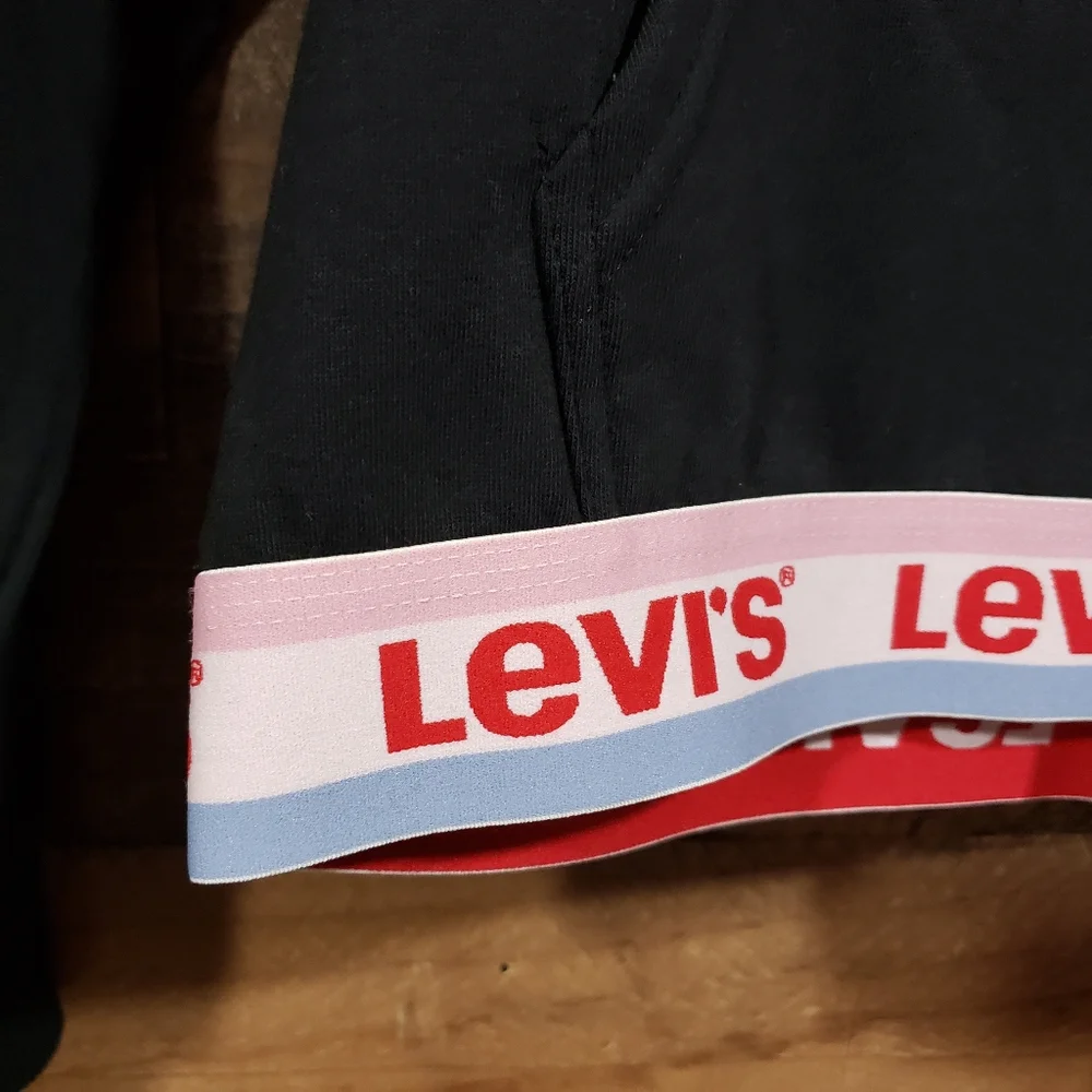 Levi's logo waistband slightly‎ cropped hoodie sweatshirt girls size 8-10 years